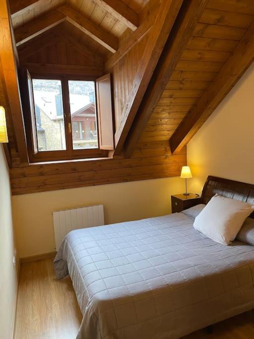 Apartamento Duplex En Benasque Anciles Exterior photo