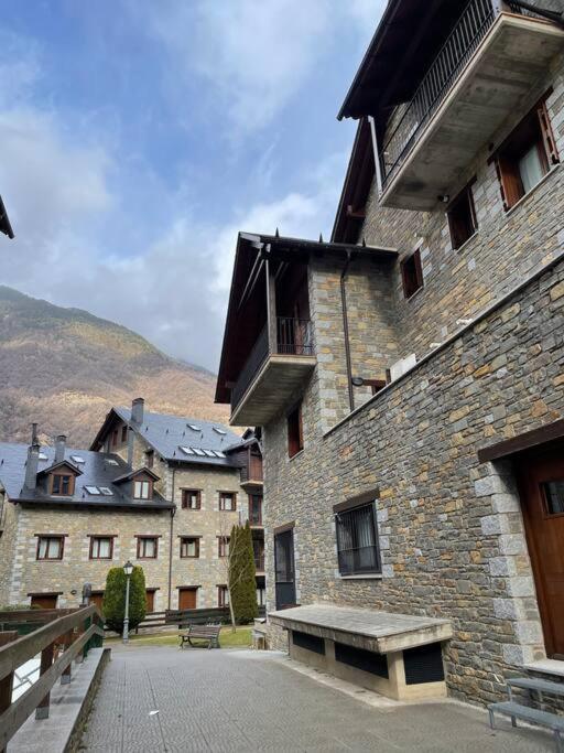 Apartamento Duplex En Benasque Anciles Exterior photo