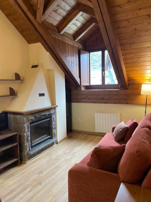 Apartamento Duplex En Benasque Anciles Exterior photo